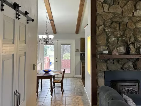 Entry Way - 18461 Santa Anita St, Tehachapi, CA 93561 photo 1 of 2