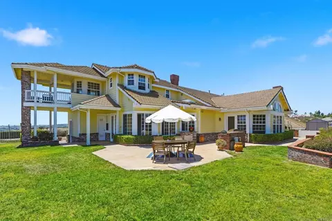 2292 Dos Lomas, Fallbrook, CA 92028 photo 45