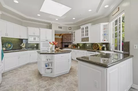 2292 Dos Lomas, Fallbrook, CA 92028 photo 25