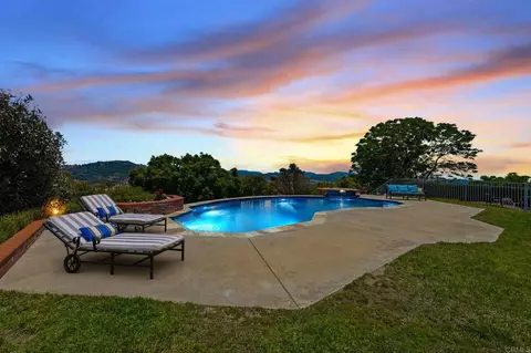 2292 Dos Lomas, Fallbrook, CA 92028 photo 40