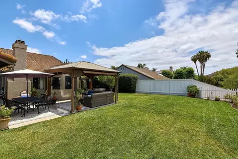 Exterior - 5417 Triple Crown Dr, Bonsall, CA 92003 photo 7 of 15