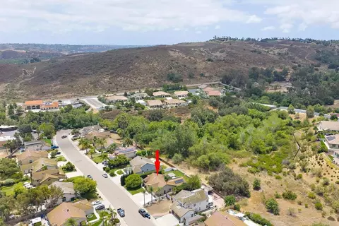View/Area - 5417 Triple Crown Dr, Bonsall, CA 92003 photo 11 of 12