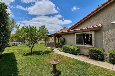 Exterior - 5417 Triple Crown Dr, Bonsall, CA 92003 photo 8 of 15