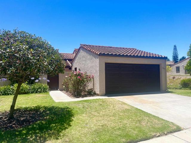 2068 Golden Circle Dr, Escondido, CA 92026