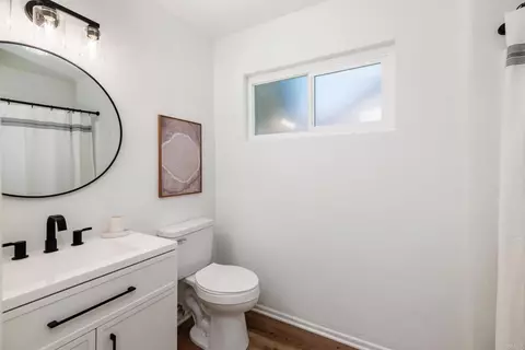 Bath - 4229 Cielo Ave, Oceanside, CA 92056 photo 2 of 2