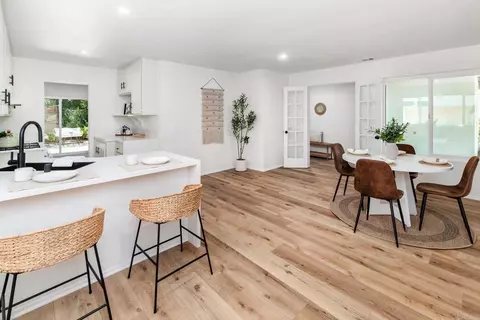 Dining - 4229 Cielo Ave, Oceanside, CA 92056 photo 1 of 1