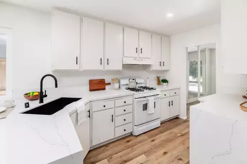 Kitchen - 4229 Cielo Ave, Oceanside, CA 92056 photo 3 of 4