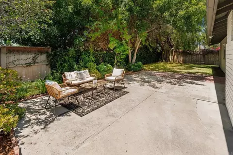 Exterior - 4229 Cielo Ave, Oceanside, CA 92056 photo 5 of 10