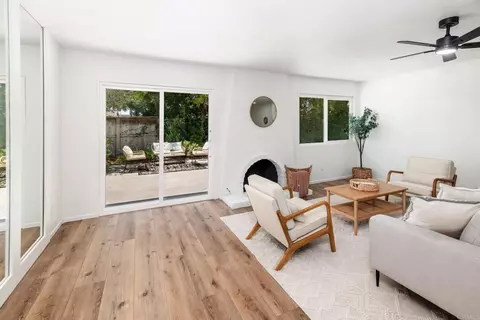 Living - 4229 Cielo Ave, Oceanside, CA 92056 photo 4 of 4
