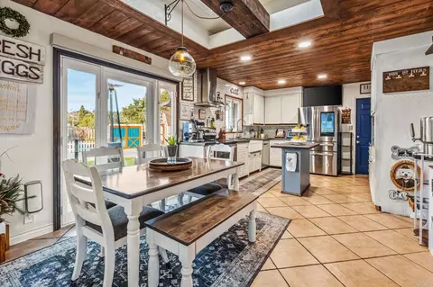 755 Beacon Pl, Escondido, CA 92025 photo 8