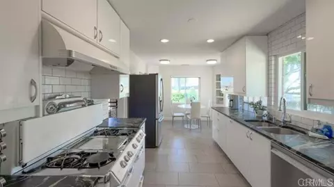 Kitchen - 215 N Vulcan Ave, Encinitas, CA 92024 photo 1 of 1
