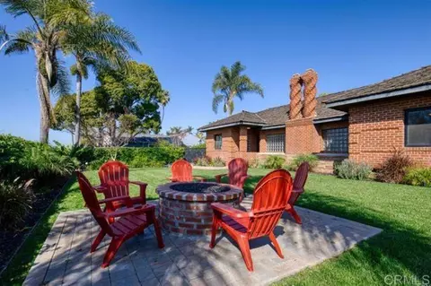 Exterior - 215 N Vulcan Ave, Encinitas, CA 92024 photo 9 of 10