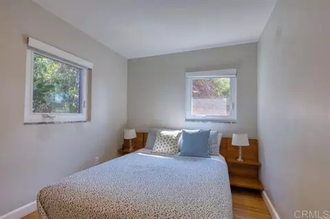 Bedroom - 215 N Vulcan Ave, Encinitas, CA 92024 photo 1 of 2