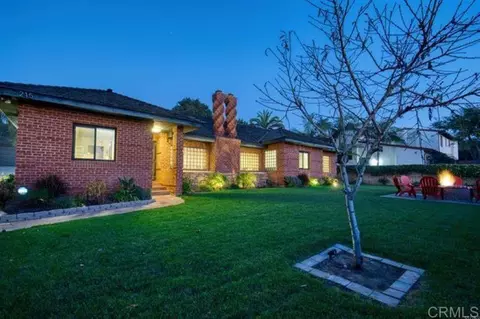 Exterior - 215 N Vulcan Ave, Encinitas, CA 92024 photo 10 of 10