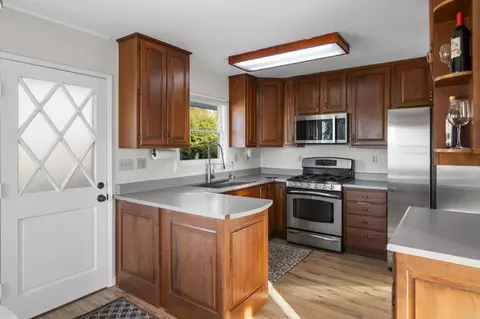 Kitchen - 1330 Tower Dr, Vista, CA 92083 photo 3 of 6