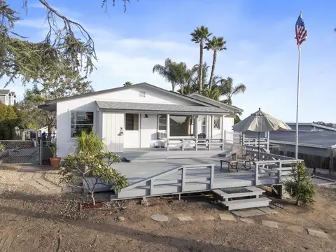 Exterior - 1330 Tower Dr, Vista, CA 92083 photo 3 of 14