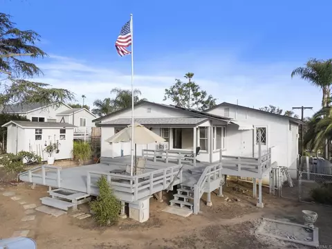 Exterior - 1330 Tower Dr, Vista, CA 92083 photo 4 of 14