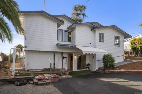 Exterior - 1330 Tower Dr, Vista, CA 92083 photo 5 of 14