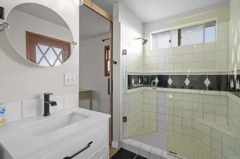 Bath - 1330 Tower Dr, Vista, CA 92083 photo 2 of 3