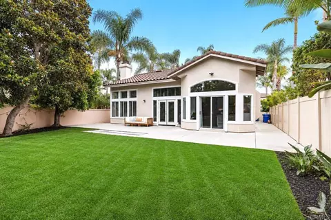 Exterior - 1702 Blackbird Cir, Carlsbad, CA 92011 photo 4 of 5