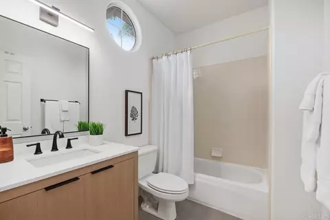 Bath - 1702 Blackbird Cir, Carlsbad, CA 92011 photo 4 of 4