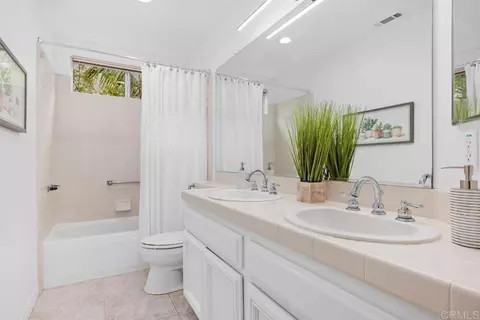 Bath - 1702 Blackbird Cir, Carlsbad, CA 92011 photo 3 of 4