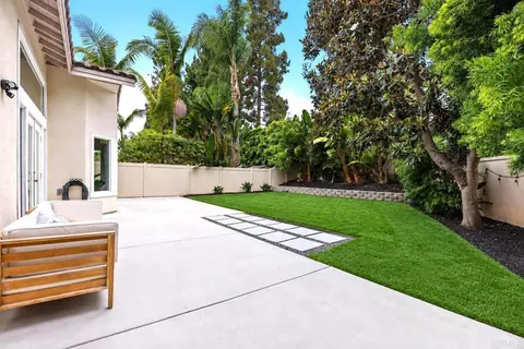 Exterior - 1702 Blackbird Cir, Carlsbad, CA 92011 photo 3 of 5