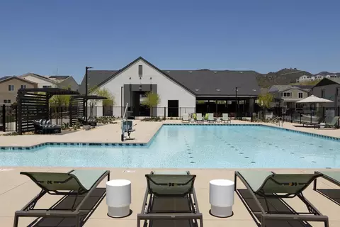Exterior - 35305 Ponderosa Pl, Fallbrook, CA 92028 photo 3 of 7