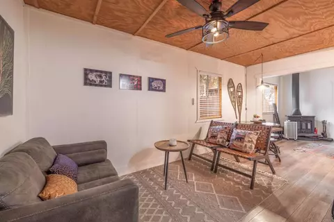 Living - 271 Leonard Ln, Sugarloaf, CA 92386 photo 3 of 4