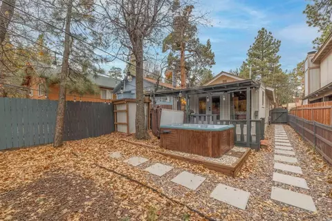 Exterior - 271 Leonard Ln, Sugarloaf, CA 92386 photo 1 of 5