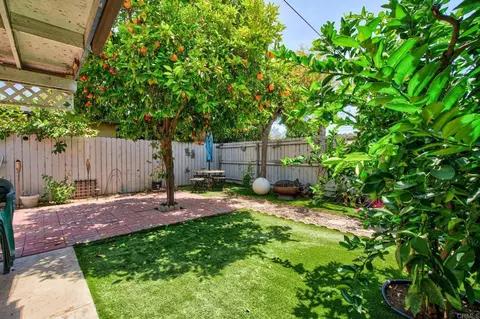 Exterior - 1601 Cherry Pl, Escondido, CA 92027 photo 3 of 6