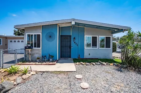 1601 Cherry Pl, Escondido, CA 92027