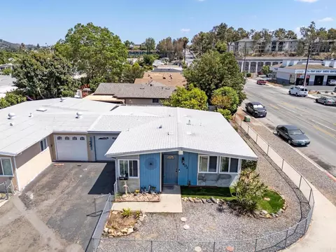 View/Area - 1601 Cherry Pl, Escondido, CA 92027 photo 4 of 5