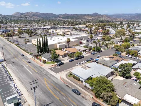 View/Area - 1601 Cherry Pl, Escondido, CA 92027 photo 3 of 5
