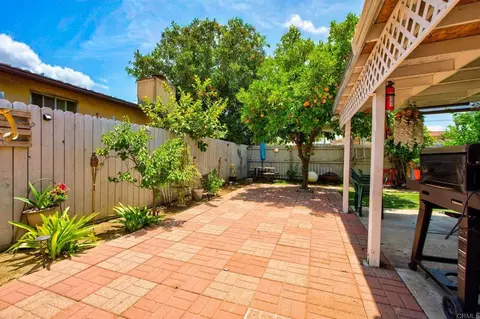 Exterior - 1601 Cherry Pl, Escondido, CA 92027 photo 5 of 6
