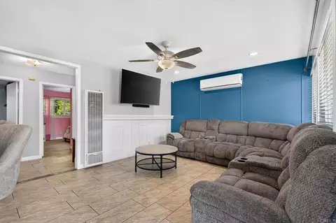 Living - 1601 Cherry Pl, Escondido, CA 92027 photo 1 of 1