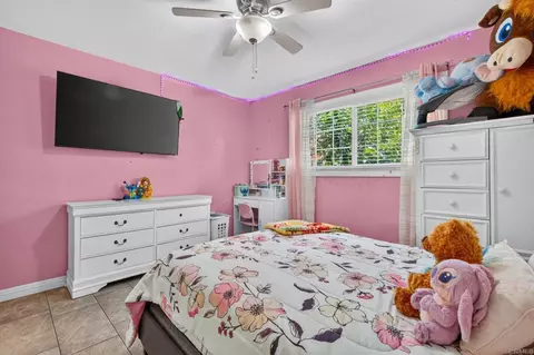 Bedroom - 1601 Cherry Pl, Escondido, CA 92027 photo 4 of 4