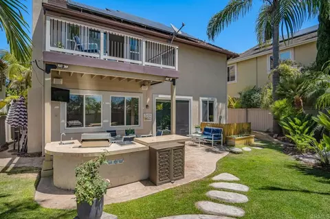 Exterior - 1157 Alexandra Ln, Encinitas, CA 92024 photo 4 of 9