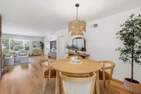 Dining - 13619 Atoka Pl, Poway, CA 92064 photo 3 of 3