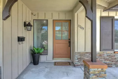 Exterior - 13619 Atoka Pl, Poway, CA 92064 photo 3 of 10