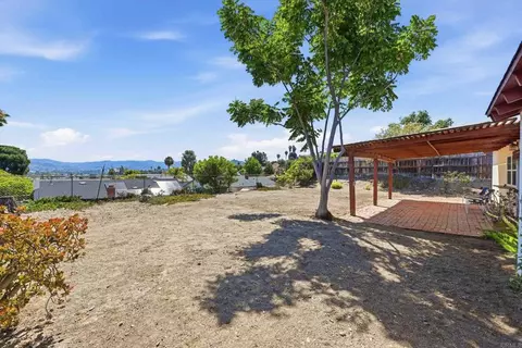 720 Mclain St, Escondido, CA 92027 photo 15