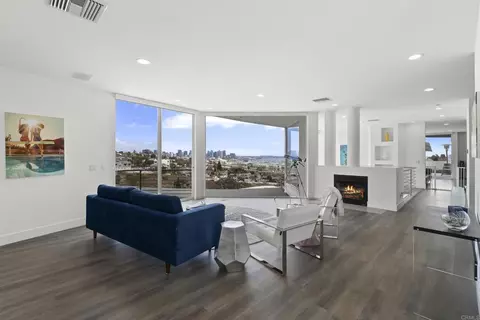 1777 Puterbaugh St, San Diego, CA 92103