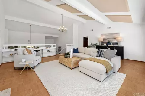 Living - 2020 Caminito Circulo Sur, La Jolla, CA 92037 photo 3 of 3