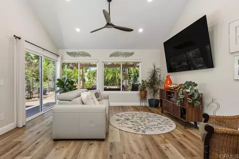 4722 Collinos Way, Oceanside, CA 92056 photo 11