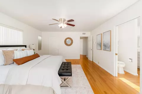 Bedroom - 5736 Soledad Mountain Rd, La Jolla, CA 92037 photo 2 of 6