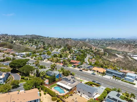 View/Area - 5736 Soledad Mountain Rd, La Jolla, CA 92037 photo 4 of 4