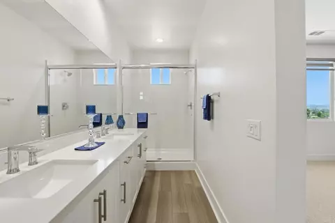 Bath - 7602 Sage Ct, Santee, CA 92071 photo 3 of 4