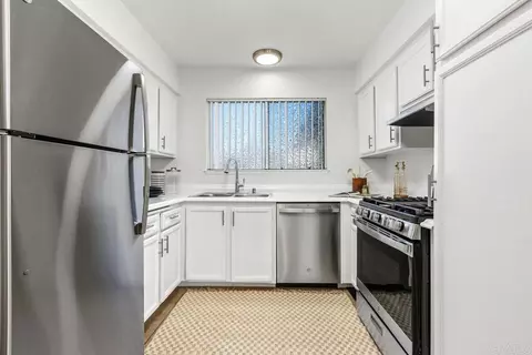 Kitchen - 3027 Camarillo Ave, Oceanside, CA 92056 photo 1 of 2