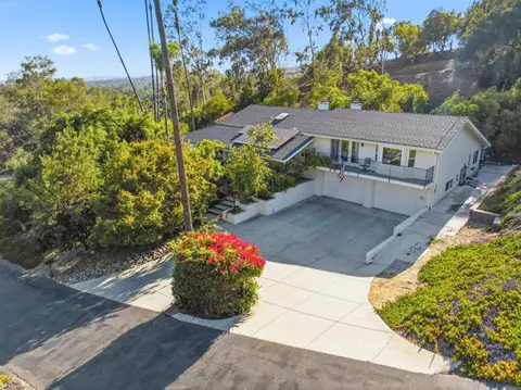 View/Area - 3830 Lake Garden Dr, Fallbrook, CA 92028 photo 1 of 12