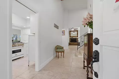 Entry Way - 3830 Lake Garden Dr, Fallbrook, CA 92028 photo 1 of 3